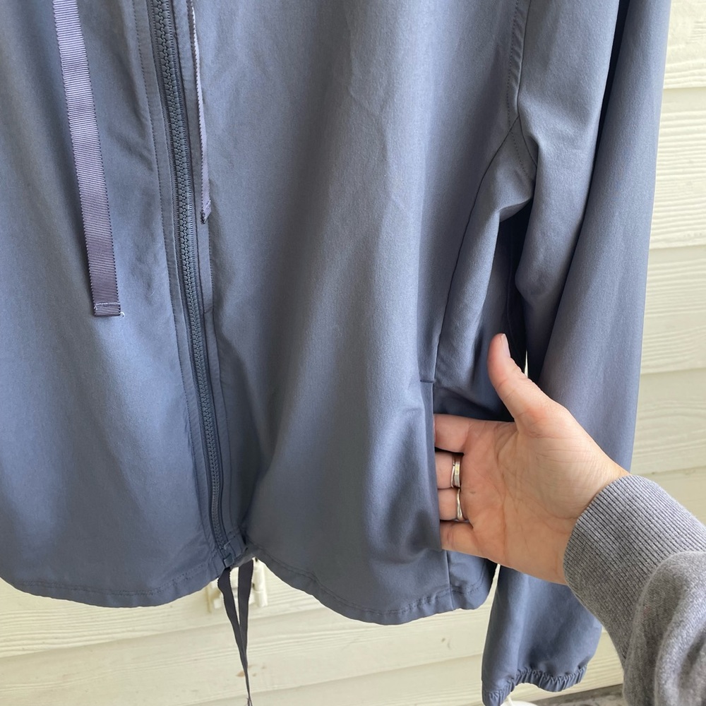 Victoria Sport Zip Up Jacket - Picture 4 of 9